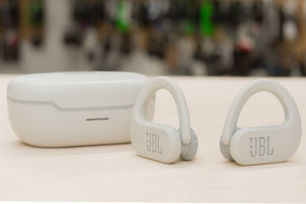 مقایسه هدفون‌های ورزشی: Beats Fit Pro یا JBL Endurance Peak 3؟