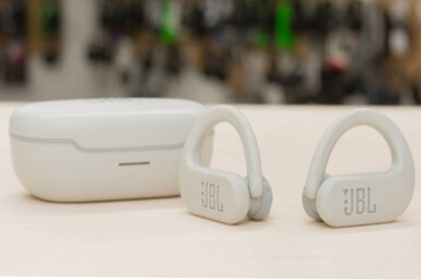 مقایسه هدفون‌های ورزشی: Beats Fit Pro یا JBL Endurance Peak 3؟
