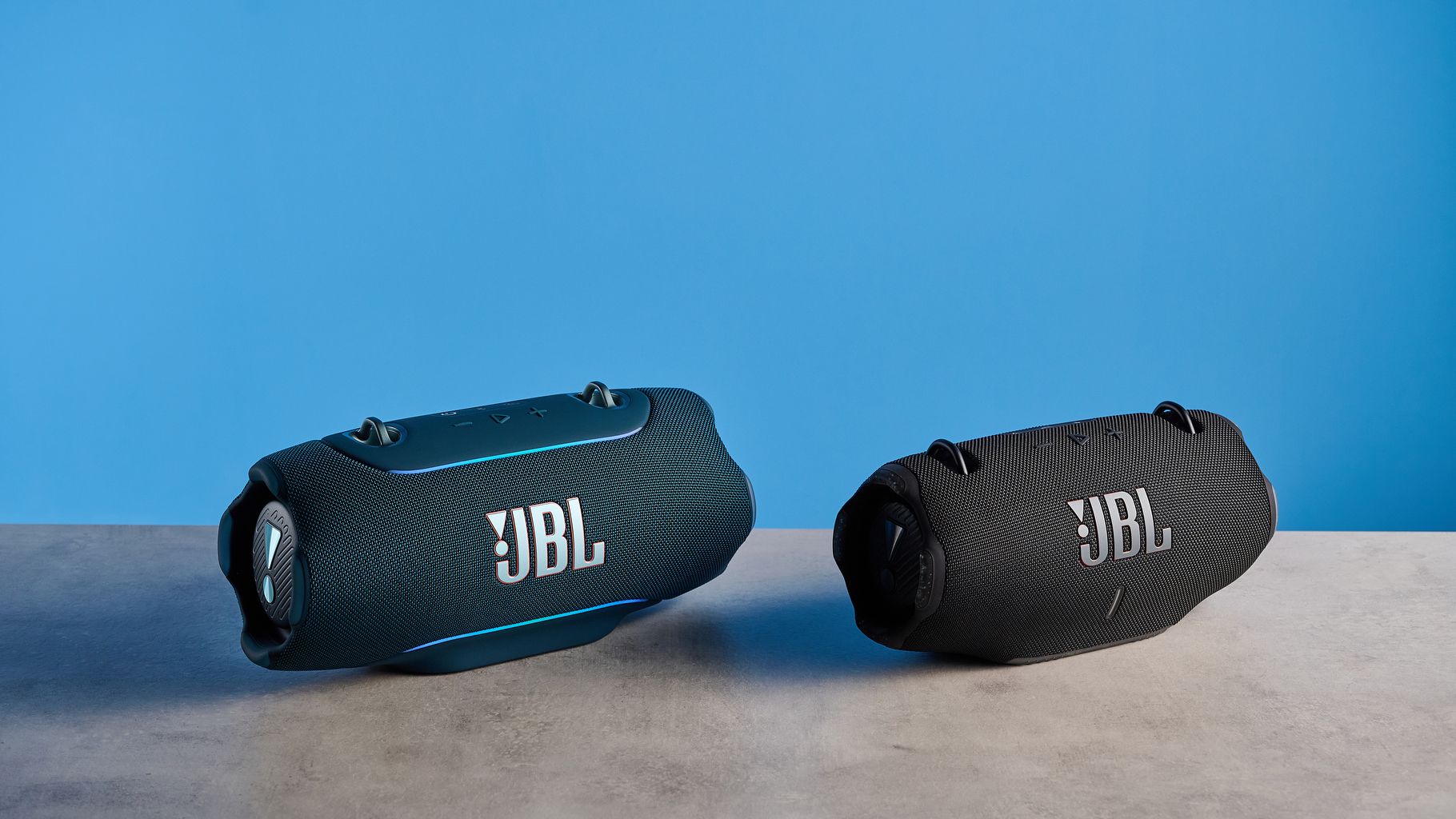 مقایسه JBL Xtreme 5 و JBL Xtreme 4