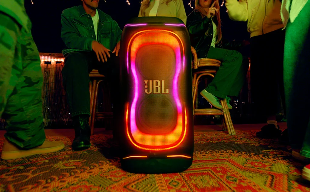 مقایسه JBL PartyBox 330 و PartyBox 520