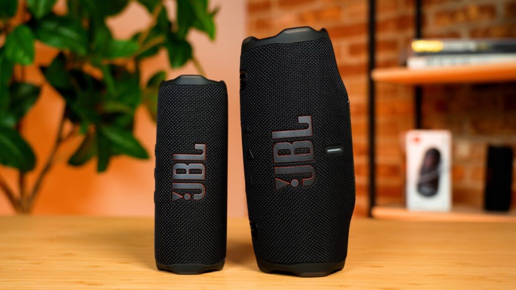 JBL Charge 6 یا Flip 7